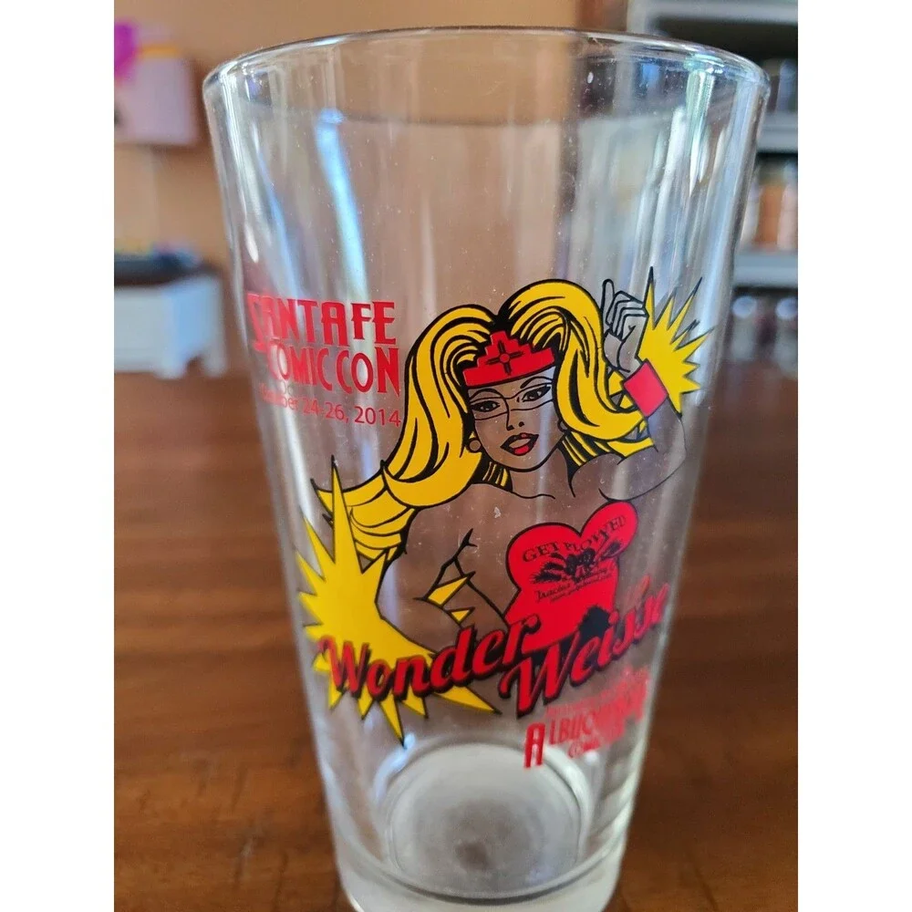 Wonder Weisse Santa Fe 2014 / Albuquerque 2015 New Mexico Comic Con Pint Glass